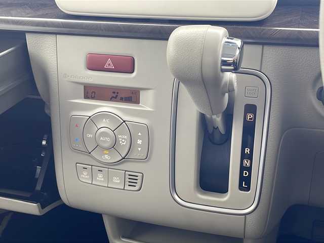 スズキ ラパン モード 沖縄県 2021(令3)年 6.8万km ノクターンブルーパール/ホワイト 2トーンルーフ 社外1DINオーディオ(KENWOOD U330BTH)/(CD/Bluetooth/USB/AM/FM)/スズキセーフティサポート/スマートキー/ETC/シートヒーター/コーナーセンサー/アイドリングストップ/横滑り防止装置/純正フロアマット/オートライト/社外アルミホイール