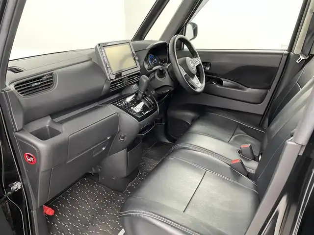 日産 ルークス HWS Gターボ プロパイロットED 埼玉県 2020(令2)年 4.6万km ブラック 純正ナビ/（地図SD未挿入のため動作確認できず）/車外カメラ/（前・横・後ろ・全方位）/レーダークルーズコントロール/前方ドライブレコーダー/ETC/両側パワースライド/プロパイロット/LEDライト/レザー調シートカバー/ウインカーミラー/ドアバイザー/純正アルミホイール/純正フロアマット/スマートキー