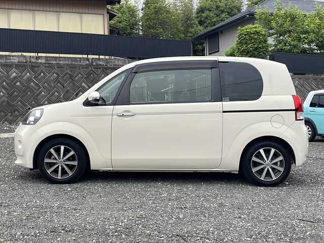 トヨタ ポルテ G 愛知県 2013(平25)年 7.1万km クリームベージュ /禁煙車//ワンオーナー//純正ナビTV//バックカメラ//ETC//左パワースライドドア//スマートキー//プッシュスタート//ステアスイッチ//運転席シートヒーター//純正フロアマット//電動格納ミラーウインカー//新車保証書