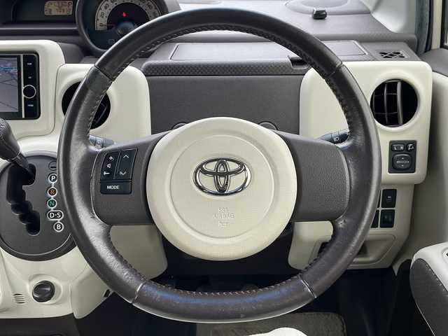 トヨタ ポルテ G 愛知県 2013(平25)年 7.1万km クリームベージュ /禁煙車//ワンオーナー//純正ナビTV//バックカメラ//ETC//左パワースライドドア//スマートキー//プッシュスタート//ステアスイッチ//運転席シートヒーター//純正フロアマット//電動格納ミラーウインカー//新車保証書