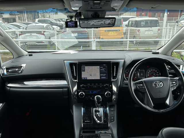 トヨタ アルファード S Cパッケージ 茨城県 2021(令3)年 5万km ブラック 禁煙車/サンルーフ/モデリスタエアロ/純正９型ナビ/純正12インチフリップダウンモニター/バックカメラ/ビルトインETC2.0/前後ドライブレコーダー/トヨタセーフティセンス/・プリクラッシュセーフティ/・レーンディパーチャーアラート/・レーダークルーズコントロール/・オートマチックハイビーム/パワーシート/シートヒーター/シートベンチレーション/ステアリングヒーター/ＬＥＤヘッドライト