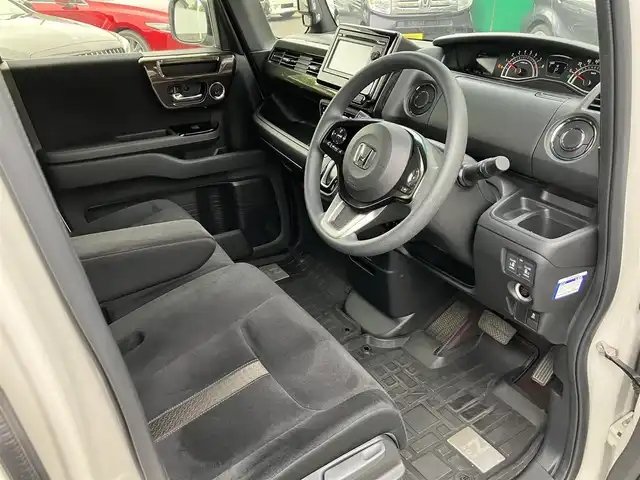 ホンダ Ｎ ＢＯＸ カスタム G L 埼玉県 2018(平30)年 3.4万km プラチナホワイトパール 純正ナビ/ETC/ドラレコ/社外「柿本改」マフラー/CD/ワンセグTV/両側パワスラ/プッシュスタート/ローダウン/スペアキーあり