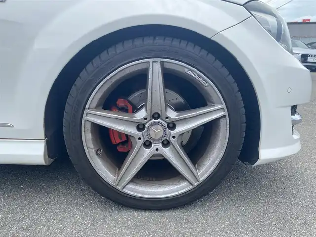 メルセデス・ベンツ Ｃ２００ ブルーエフィシェンシー AVG 福岡県 2012(平24)年 10.5万km 白 純正ナビ/フルセグ/バックカメラ/クルコン/ハーフレザー/前席パワーシート/オートライト/パドルシフト/ドラレコ/字光式土台/スペアキー