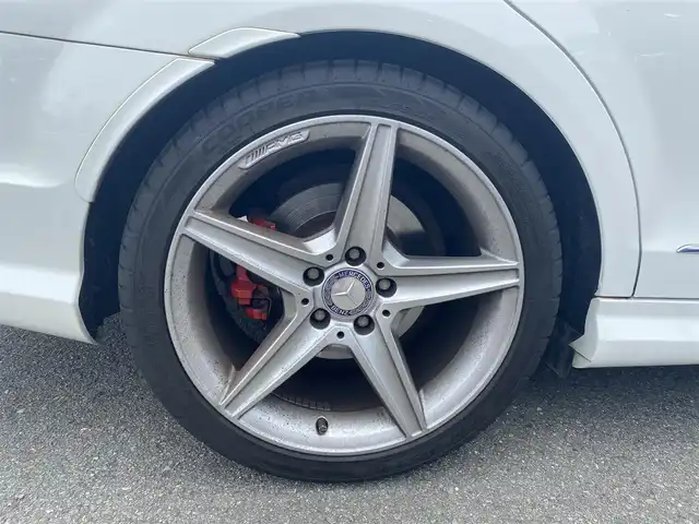 メルセデス・ベンツ Ｃ２００ ブルーエフィシェンシー AVG 福岡県 2012(平24)年 10.5万km 白 純正ナビ/フルセグ/バックカメラ/クルコン/ハーフレザー/前席パワーシート/オートライト/パドルシフト/ドラレコ/字光式土台/スペアキー