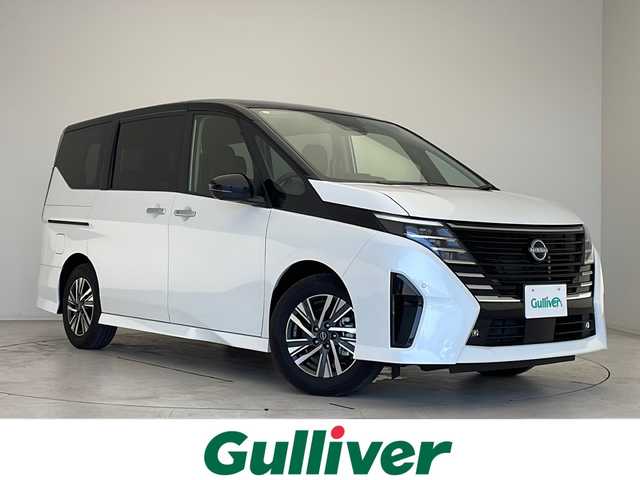 日産 セレナ ハイウェイスター V 愛知県 2023(令5)年 1万km パール プロパイロット/衝突被害軽減ブレーキ/純正9インチSD（ナビあり）/全方位カメラ/両側パワースライドドア/レーダークルーズコントロール/フルセグTV/CD DVD/Bluetooth/バックカメラ/イージーオープン機能/コーナーセンサー/純正アルミホイール/ブラインドスポットモニター/LEDヘッドライト/パドルシフト/インテリジェントミラー/リアオートエアコン/オートマチックハイビーム/ETC/ステアリングスイッチ/スマートキー/プッシュスタート