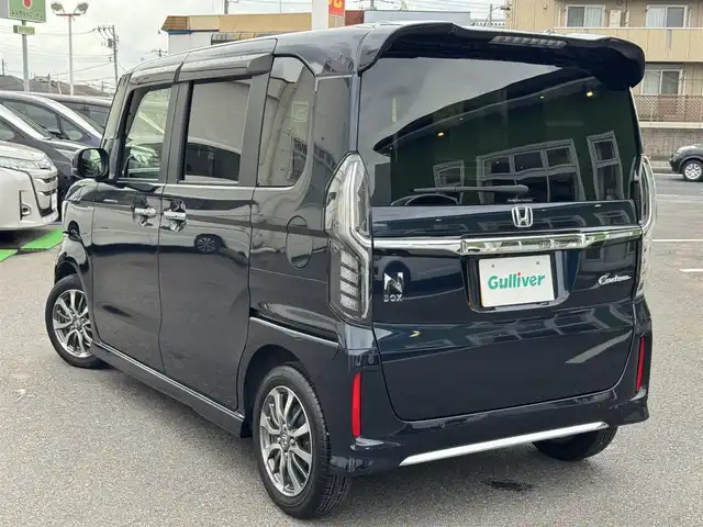 ホンダ Ｎ ＢＯＸ カスタム L 千葉県 2022(令4)年 1.4万km ミッドナイトブルービームM ワンオーナー/衝突被害軽減ブレーキ/車線逸脱防止支援システム/クルーズコントロール/コーナーセンサー/LEDヘッドライト/カーテンエアバッグ/純正メモリーナビ/Bluetooth/バックカメラ/フルセグTV/DVD再生/AM・FMラジオ/純正ETC/片側パワースライドドア/純正フロアマット/純正14インチアルミホイール/純正ドアバイザー/プッシュスタート/スマートキー/スペアキー/取扱説明書＆保証書メモリナビ