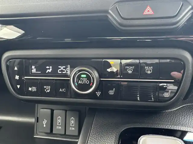 ホンダ Ｎ ＢＯＸ カスタム L 千葉県 2022(令4)年 1.4万km ミッドナイトブルービームM ワンオーナー/衝突被害軽減ブレーキ/車線逸脱防止支援システム/クルーズコントロール/コーナーセンサー/LEDヘッドライト/カーテンエアバッグ/純正メモリーナビ/Bluetooth/バックカメラ/フルセグTV/DVD再生/AM・FMラジオ/純正ETC/片側パワースライドドア/純正フロアマット/純正14インチアルミホイール/純正ドアバイザー/プッシュスタート/スマートキー/スペアキー/取扱説明書＆保証書メモリナビ