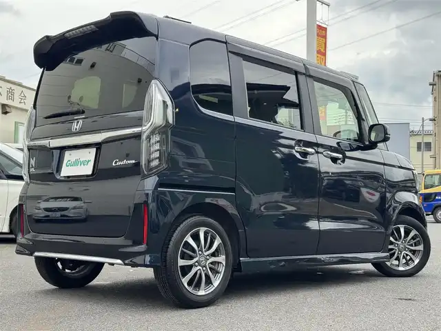 ホンダ Ｎ ＢＯＸ カスタム L 千葉県 2022(令4)年 1.4万km ミッドナイトブルービームM ワンオーナー/衝突被害軽減ブレーキ/車線逸脱防止支援システム/クルーズコントロール/コーナーセンサー/LEDヘッドライト/カーテンエアバッグ/純正メモリーナビ/Bluetooth/バックカメラ/フルセグTV/DVD再生/AM・FMラジオ/純正ETC/片側パワースライドドア/純正フロアマット/純正14インチアルミホイール/純正ドアバイザー/プッシュスタート/スマートキー/スペアキー/取扱説明書＆保証書メモリナビ