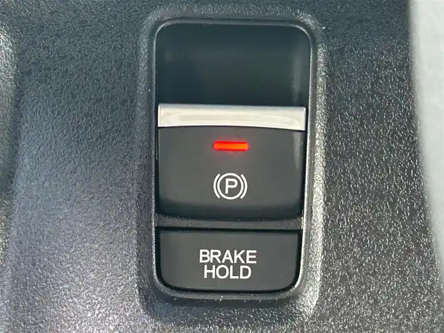 ホンダ Ｎ ＢＯＸ カスタム 大阪府 2024(令6)年 0.5万km クリスタルブラックパール 社外ナビ/　TV/CD/DVD/Bluetooth/USB/ナビ装着用SPパッケージ/バックカメラ/衝突軽減ブレーキ/横滑り防止装置　/片側パワースライドドア　/前席シートヒーター　/クルーズコントロール/レーンキープアシスト/純正１４インチアルミホイール　　/ホンダセンシング/ブレーキホールド/ＬＥＤヘッドライト