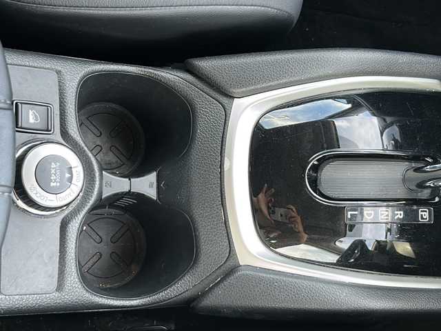 日産 エクストレイル 20Xi 青森県 2019(平31)年 6.8万km ブリリアントホワイトパール ・4WD/・プロパイロット/・純正SDナビ/・全方位カメラ/・Bluetooth/・フルセグ/・衝突軽減ブレーキ/・レーンキープアシスト/・レーダークルーズコントロール/・パワーバックドア/・ドライブレコーダー/・デジタルインナーミラー/・プッシュスタート/・スマートキー/・スペアキー/・純正LEDヘッドライト/・純正フォグ/・純正18AW