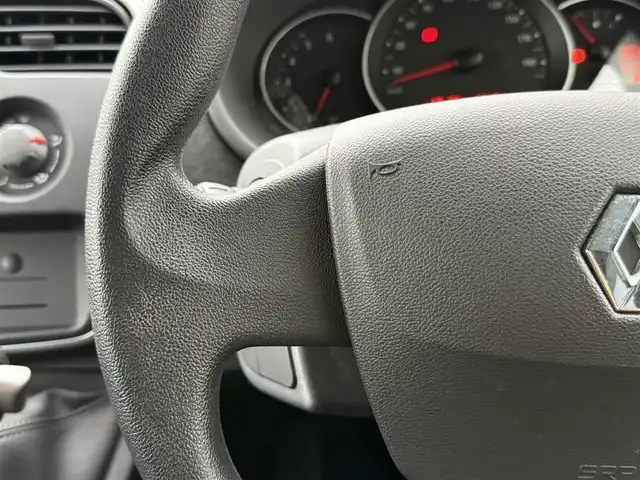 ルノー カングー アクティフ ペイザージュ 静岡県 2016(平28)年 5.5万km 青 270台限定車/両側スライドドア/社外ナビ/(CD/DVD/Bluetooth/フルセグ)/バックカメラ/キーレスキー/純正フロアマット/フロントフォグランプ/スペアキー