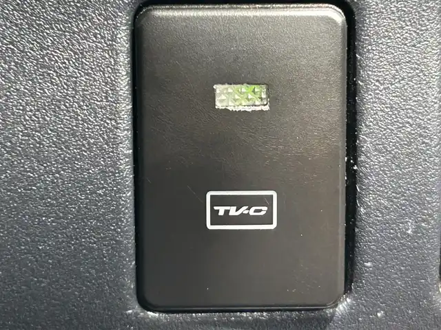 トヨタ ヴォクシー ZS 煌Ⅱ 岡山県 2019(令1)年 9.2万km ブラック 登録時走行距離91799km/ワンオーナー/純正10インチナビ/フルセグTV(AM.FM.CD.DVD.TV.BT)/純正12.1インチフリップダウンモニター/両側パワースライドドア/バックカメラ/ETC2.0/ドライブレコーダー/クリアランスソナー/衝突軽減ブレーキ/横滑り防止装置/クルーズコントロール/レーンキープアシスト/オートライト/オートマチックハイビーム/アイドリングストップ/16インチ純正AW/社外フロアマット