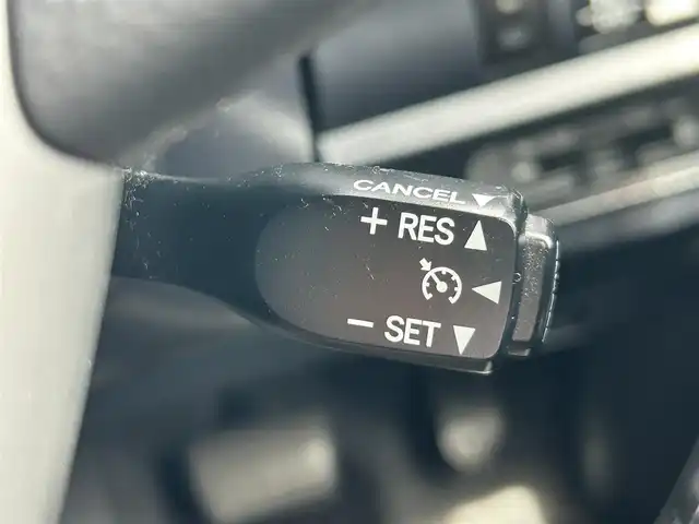 トヨタ ヴォクシー ZS 煌Ⅱ 岡山県 2019(令1)年 9.2万km ブラック 登録時走行距離91799km/ワンオーナー/純正10インチナビ/フルセグTV(AM.FM.CD.DVD.TV.BT)/純正12.1インチフリップダウンモニター/両側パワースライドドア/バックカメラ/ETC2.0/ドライブレコーダー/クリアランスソナー/衝突軽減ブレーキ/横滑り防止装置/クルーズコントロール/レーンキープアシスト/オートライト/オートマチックハイビーム/アイドリングストップ/16インチ純正AW/社外フロアマット