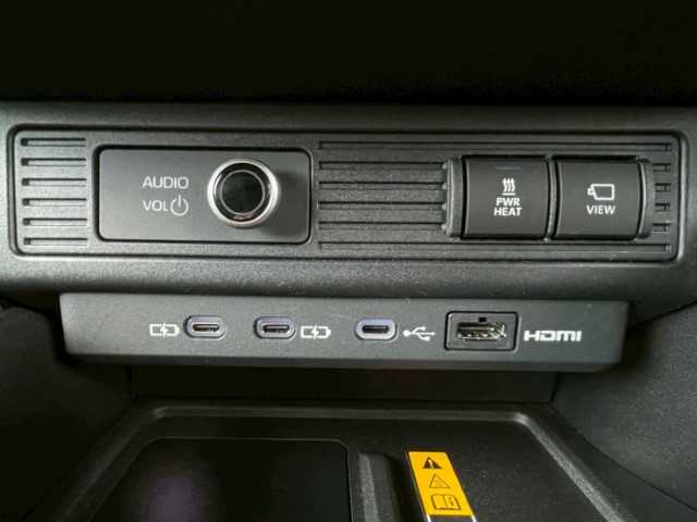 トヨタ ランドクルーザー ２５０ VX 岩手県 2024(令6)年 3.5万km ブラック AID検査済み/【2509021556】/ヒッチメンバー/デジタルインナーミラー/クルーズコントロール/ETC(2.0)/リアフォグ/ワイヤレス充電/JBLサウンド/シートヒーター/シートエアコン/サンルーフ/パワーバックドア/HDMI/ステアリングリモコン/ステアリングヒーター/純正ドアバイザー/純正フロアマット/18AW ナイトロパワー　M7ファランクス(社外）/ＢＦグッドリッチA/T K02（社外）/JAOSフェンダーガーニッシュ（社外）/タナベ　リフトアップキット（社外）/社外パーツ取付有