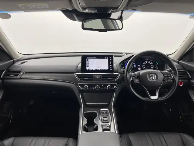 ホンダ アコード EX 群馬県 2020(令2)年 4万km プラチナホワイトパール サンルーフ/Hondaインターナビ＋リンクアップフリー/・AM/FM/Bluetooth/フルセグTV/＝＝＝＝＝/サンルーフ　純正８インチナビ　ワイヤレス充電　ホンダセンシング　アダプティブダンパーシステム　ブラインドスポットモニター　前席パワーシート／シートヒーター　ＥＴＣ　前後純正ドライブレコーダー　禁煙車