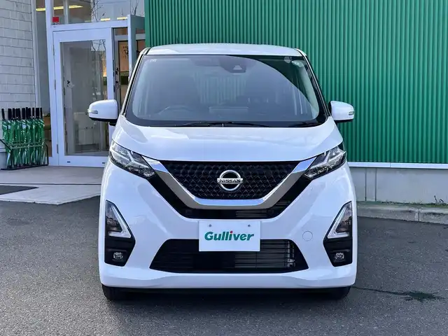 日産 デイズ ハイウェイスターX 宮城県 2020(令2)年 0.4万km ホワイトパール インテリジェントアラウンドビューモニター/＝＝＝/インテリジェントエマージェンシーブレーキ/車線逸脱警報/踏み間違い衝突防止アシスト/車線逸脱防止支援システム/前方衝突予測警報/ふらつき警報/標識検知機能/先行車発進お知らせ/フロント・バックソナー/純正9インチナビ(MM320D-L)/フルセグTV/Bluetooth/CD/DVD/SD/AUX/純正ドライブレコーダー/ビルトイン純正ETC2.0 /LEDヘッドライト/LEDフォグランプ/オートライト/ハイビームアシスト/ステアリングスイッチ/電動パーキングブレーキ/ブレーキホールド/純正14インチアルミホイール/保証書/取扱説明書/スペアキー