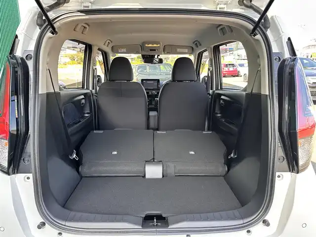 日産 デイズ ハイウェイスターX 宮城県 2020(令2)年 0.4万km ホワイトパール インテリジェントアラウンドビューモニター/＝＝＝/インテリジェントエマージェンシーブレーキ/車線逸脱警報/踏み間違い衝突防止アシスト/車線逸脱防止支援システム/前方衝突予測警報/ふらつき警報/標識検知機能/先行車発進お知らせ/フロント・バックソナー/純正9インチナビ(MM320D-L)/フルセグTV/Bluetooth/CD/DVD/SD/AUX/純正ドライブレコーダー/ビルトイン純正ETC2.0 /LEDヘッドライト/LEDフォグランプ/オートライト/ハイビームアシスト/ステアリングスイッチ/電動パーキングブレーキ/ブレーキホールド/純正14インチアルミホイール/保証書/取扱説明書/スペアキー