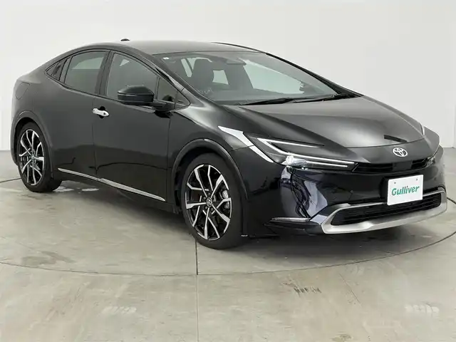 トヨタ プリウス Z 愛知県 2023(令5)年 4.2万km アティチュードブラックマイカ トヨタセーフティセンス /衝突被害軽減ブレーキ/車線維持支援/先行車追従機能/オートマチックハイビーム/ブラインドスポットモニター/パノラマビューモニター/純正ディスプレイオーディオ Plus/フルセグTV/Bluetooth/AM/FM/USB/Apple CarPlay/Android Auto/Miracast/HDMI/CD・DVDデッキ/運転席・助手席シートヒーター/ステアリングヒーター/ステアリングスイッチ/ワイヤレス充電機能/電源用 USB Type-C端子/パワーバックドア/100V/1500W電源/純正フロアマット/純正19インチアルミホイール (AW)/ETC 2.0/スマートキー