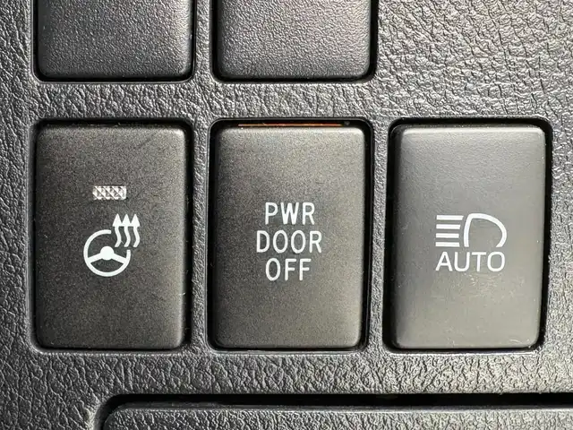 トヨタ アルファード S Cパッケージ 大阪府 2019(令1)年 4.9万km ホワイトパールクリスタルシャイン 福祉車両/チェアキャブ/純正ＳＤナビ/ＣＤ／ＤＶＤ／ＢＴ／フルセグ/パワーバックドア/バックカメラ/ビルトインＥＴＣ/レーダークルーズコントロール/レーンキープアシスト/パワーシート/シートヒーター