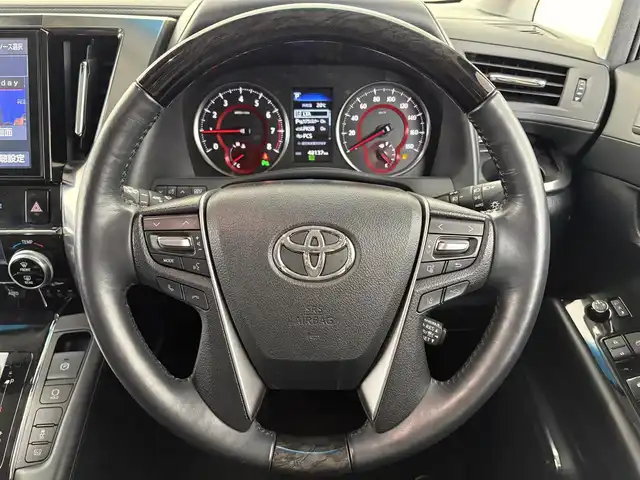 トヨタ アルファード S Cパッケージ 大阪府 2019(令1)年 4.9万km ホワイトパールクリスタルシャイン 福祉車両/チェアキャブ/純正ＳＤナビ/ＣＤ／ＤＶＤ／ＢＴ／フルセグ/パワーバックドア/バックカメラ/ビルトインＥＴＣ/レーダークルーズコントロール/レーンキープアシスト/パワーシート/シートヒーター