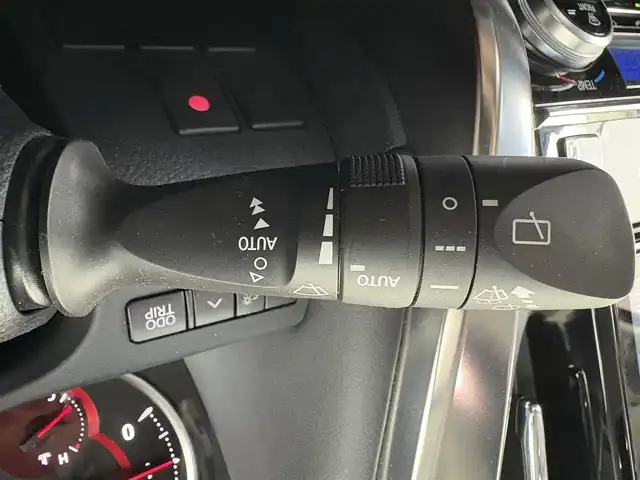 トヨタ アルファード S Cパッケージ 大阪府 2019(令1)年 4.9万km ホワイトパールクリスタルシャイン 福祉車両/チェアキャブ/純正ＳＤナビ/ＣＤ／ＤＶＤ／ＢＴ／フルセグ/パワーバックドア/バックカメラ/ビルトインＥＴＣ/レーダークルーズコントロール/レーンキープアシスト/パワーシート/シートヒーター