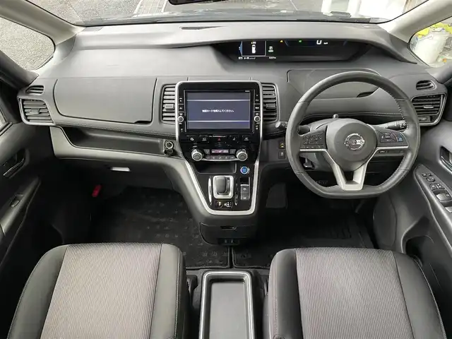 日産 セレナ e－パワー ハイウェイスター V 東京都 2019(平31)年 5.3万km ダイヤモンドブラック 純正９型メモリナビフルセグ　/・BluetoothAudio/USB/・CD/SD/DVD/AM/FM/純正11型後席モニター　/セーフティパックB　/・プロパイロット　/・インテリジェントアラウンドビュー　/・インテリジェントルームミラー　/・インテリジェントパーキングアシスト/・フロント＆バックソナー/・電動パーキングブレーキ/・オートブレーキホールド/・踏み間違い衝突防止支援システム/LEDヘッドライト　　/ハンズフリ両側パワースライドドア/インテリジェントエマージェンシーブレーキ/クルーズコントロール/プッシュエンジンスタート/保証書＆取説/SRSエアバック＆ABS