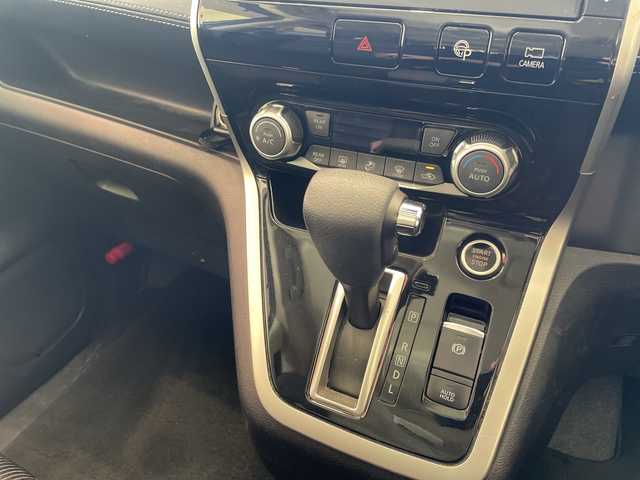 日産 セレナ ハイウェイスター 埼玉県 2016(平28)年 6.5万km シャイニングブルー エマージェンシーブレーキ　/プロパイロット　/純正フリップダウンモニター　/純正9インチメモリナビ/　　CD/DVD/BT/フルセグ　/アラウンドビューモニター　/両側パワースライドドア /LED /純正16インチアルミ /電子パーキング/インテリジェントミラー /ステアリングスイッチ/純正ETC