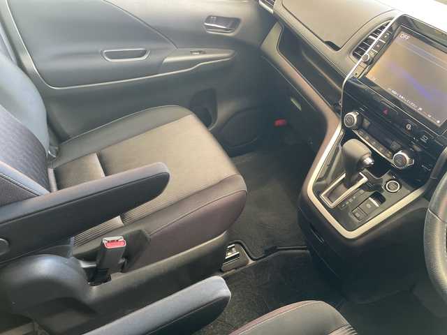 日産 セレナ ハイウェイスター 埼玉県 2016(平28)年 6.5万km シャイニングブルー エマージェンシーブレーキ　/プロパイロット　/純正フリップダウンモニター　/純正9インチメモリナビ/　　CD/DVD/BT/フルセグ　/アラウンドビューモニター　/両側パワースライドドア /LED /純正16インチアルミ /電子パーキング/インテリジェントミラー /ステアリングスイッチ/純正ETC