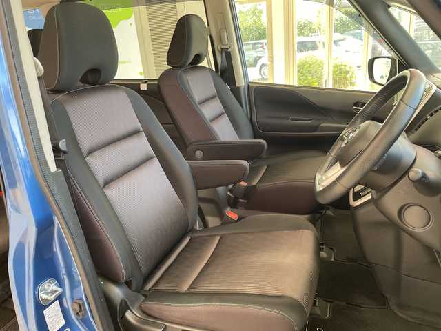 日産 セレナ ハイウェイスター 埼玉県 2016(平28)年 6.5万km シャイニングブルー エマージェンシーブレーキ　/プロパイロット　/純正フリップダウンモニター　/純正9インチメモリナビ/　　CD/DVD/BT/フルセグ　/アラウンドビューモニター　/両側パワースライドドア /LED /純正16インチアルミ /電子パーキング/インテリジェントミラー /ステアリングスイッチ/純正ETC