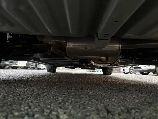 トヨタ ノア X 千葉県 2021(令3)年 0.7万km シルバーM 純正7インチSDナビ（NSCN-W68）/クルーズコントロール/ワンセグ/バックカメラ/片側パワスラ/レーンキープアシスト/衝突軽減ブレーキ/オートハイビーム/ETC/リモコンキー/スペアキー/LEDライト