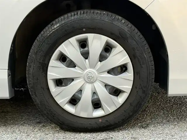 トヨタ ノア X 千葉県 2021(令3)年 0.7万km シルバーM 純正7インチSDナビ（NSCN-W68）/クルーズコントロール/ワンセグ/バックカメラ/片側パワスラ/レーンキープアシスト/衝突軽減ブレーキ/オートハイビーム/ETC/リモコンキー/スペアキー/LEDライト