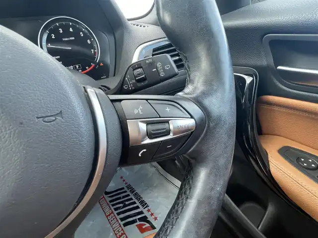 ＢＭＷ １１８ｉ Mスポーツ エディションシャドー 千葉県 2017(平29)年 9.5万km 白 衝突軽減ブレーキ/純正ナビ/Ｂｌｕｅｔｏｏｔｈ/レーダークルーズコントロール/ＥＴＣ/純正１８インチアルミホイール/ＬＥＤヘッドライト/オートライト/コーナーセンサー