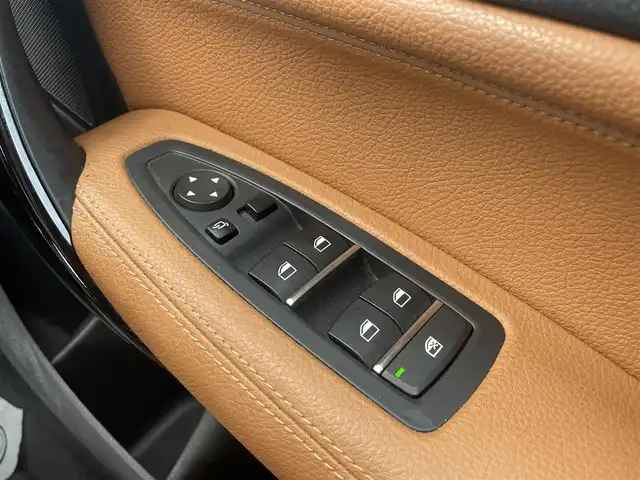 ＢＭＷ １１８ｉ Mスポーツ エディションシャドー 千葉県 2017(平29)年 9.5万km 白 衝突軽減ブレーキ/純正ナビ/Ｂｌｕｅｔｏｏｔｈ/レーダークルーズコントロール/ＥＴＣ/純正１８インチアルミホイール/ＬＥＤヘッドライト/オートライト/コーナーセンサー