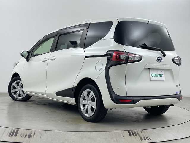 トヨタ シエンタ ハイブリッド G セーフティエディション 埼玉県 2021(令3)年 2.1万km ホワイトパールクリスタルシャイン 純正ナビ/　(Bluetooth/CD/DVD/FM/AM)/ワンセグテレビ/全方位カメラ/ビルトインETC/前後ドライブレコーダー/両側パワースライドドア/クルーズコントロール/衝突被害軽減ブレーキ/車線逸脱警報/クリアランスソナー/シートヒーター/ステアリングヒーター/オートハイビーム/オートLEDライト/プッシュスタート/純正フロアマット