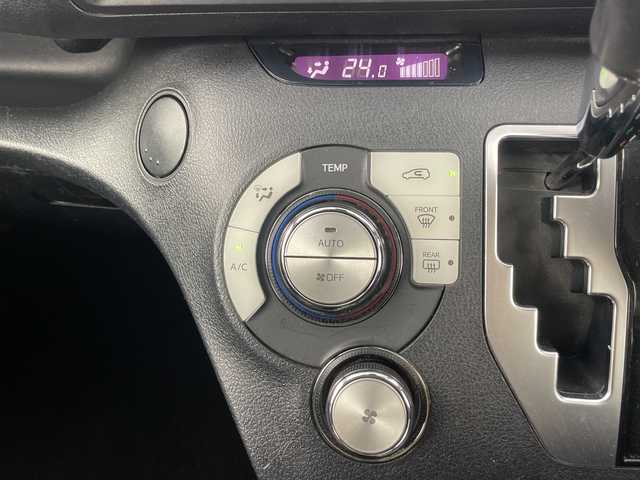 トヨタ シエンタ ハイブリッド G セーフティエディション 埼玉県 2021(令3)年 2.1万km ホワイトパールクリスタルシャイン 純正ナビ/　(Bluetooth/CD/DVD/FM/AM)/ワンセグテレビ/全方位カメラ/ビルトインETC/前後ドライブレコーダー/両側パワースライドドア/クルーズコントロール/衝突被害軽減ブレーキ/車線逸脱警報/クリアランスソナー/シートヒーター/ステアリングヒーター/オートハイビーム/オートLEDライト/プッシュスタート/純正フロアマット