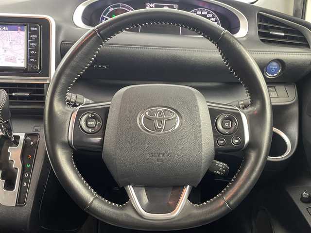 トヨタ シエンタ ハイブリッド G セーフティエディション 埼玉県 2021(令3)年 2.1万km ホワイトパールクリスタルシャイン 純正ナビ/　(Bluetooth/CD/DVD/FM/AM)/ワンセグテレビ/全方位カメラ/ビルトインETC/前後ドライブレコーダー/両側パワースライドドア/クルーズコントロール/衝突被害軽減ブレーキ/車線逸脱警報/クリアランスソナー/シートヒーター/ステアリングヒーター/オートハイビーム/オートLEDライト/プッシュスタート/純正フロアマット