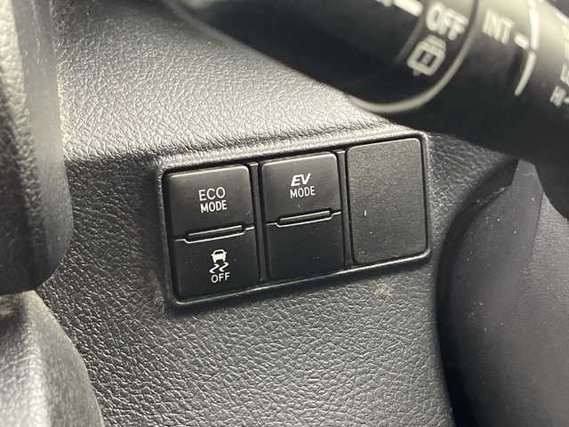 トヨタ シエンタ ハイブリッド G セーフティエディション 埼玉県 2021(令3)年 2.1万km ホワイトパールクリスタルシャイン 純正ナビ/　(Bluetooth/CD/DVD/FM/AM)/ワンセグテレビ/全方位カメラ/ビルトインETC/前後ドライブレコーダー/両側パワースライドドア/クルーズコントロール/衝突被害軽減ブレーキ/車線逸脱警報/クリアランスソナー/シートヒーター/ステアリングヒーター/オートハイビーム/オートLEDライト/プッシュスタート/純正フロアマット