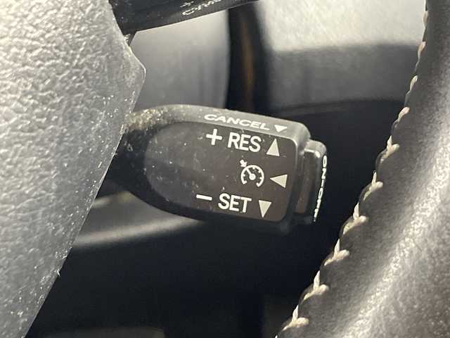 トヨタ シエンタ ハイブリッド G セーフティエディション 埼玉県 2021(令3)年 2.1万km ホワイトパールクリスタルシャイン 純正ナビ/　(Bluetooth/CD/DVD/FM/AM)/ワンセグテレビ/全方位カメラ/ビルトインETC/前後ドライブレコーダー/両側パワースライドドア/クルーズコントロール/衝突被害軽減ブレーキ/車線逸脱警報/クリアランスソナー/シートヒーター/ステアリングヒーター/オートハイビーム/オートLEDライト/プッシュスタート/純正フロアマット