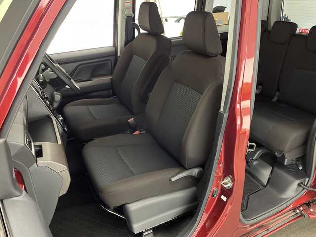 トヨタ ルーミー G 宮崎県 2021(令3)年 3.1万km ファイアークォーツレッドM 禁煙車/衝突被害軽減ブレーキ/純正ナビＴＶ/（NSCN-W68/CD/AUX/Bluetooth/フルセグTV）/純正バックカメラ/純正ドライブレコーダー/純正ビルトインETC/純正LEDオートライト/純正フロアマット/両側電動スライドドア/オートマチックハイビーム/クリアランスソナー/オート電動格納ミラー/ウインカードアミラー/オートエアコン/スマートキー/プッシュエンジンスタート/スペアキー/新車時保証書/取扱い説明書