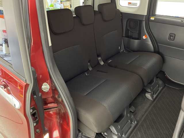 トヨタ ルーミー G 宮崎県 2021(令3)年 3.1万km ファイアークォーツレッドM 禁煙車/衝突被害軽減ブレーキ/純正ナビＴＶ/（NSCN-W68/CD/AUX/Bluetooth/フルセグTV）/純正バックカメラ/純正ドライブレコーダー/純正ビルトインETC/純正LEDオートライト/純正フロアマット/両側電動スライドドア/オートマチックハイビーム/クリアランスソナー/オート電動格納ミラー/ウインカードアミラー/オートエアコン/スマートキー/プッシュエンジンスタート/スペアキー/新車時保証書/取扱い説明書