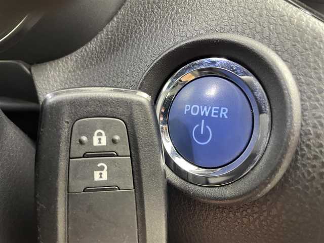 トヨタ Ｃ－ＨＲ G LEDエディション 群馬県 2017(平29)年 6.1万km メタルストリームM モデリスタエアロ　純正９インチナビ　バックカメラ　ＢＳＭ　レーダクルーズコントロール　ＬＥＤライト　ＡＨＢ　シートヒーター　前後ドライブレコーダー　ステアリングリモコン　スマートキー　ＥＴＣ　禁煙車