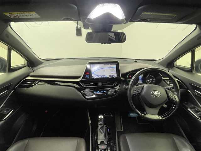 トヨタ Ｃ－ＨＲ G LEDエディション 群馬県 2017(平29)年 6.1万km メタルストリームM モデリスタエアロ　純正９インチナビ　バックカメラ　ＢＳＭ　レーダクルーズコントロール　ＬＥＤライト　ＡＨＢ　シートヒーター　前後ドライブレコーダー　ステアリングリモコン　スマートキー　ＥＴＣ　禁煙車