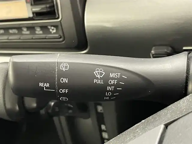 スズキ スペーシア ギア ハイブリッドXZ 愛知県 2019(平31)年 2.3万km 黄Ⅱ 純正ディスプレイ　Ｂｌｕｅｔｏｏｔｈ　ＵＳＢ　シートヒーター　スズキセーフティサポート　衝突軽減　　車線逸脱　リヤパーキングセンサー　プッシュスタート　ＬＥＤオートライト　フォグ　ルーフレール　禁煙車