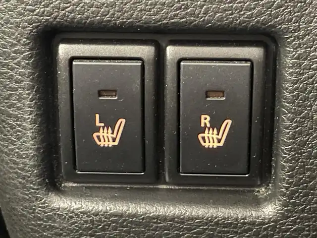 スズキ スペーシア ギア ハイブリッドXZ 愛知県 2019(平31)年 2.3万km 黄Ⅱ 純正ディスプレイ　Ｂｌｕｅｔｏｏｔｈ　ＵＳＢ　シートヒーター　スズキセーフティサポート　衝突軽減　　車線逸脱　リヤパーキングセンサー　プッシュスタート　ＬＥＤオートライト　フォグ　ルーフレール　禁煙車