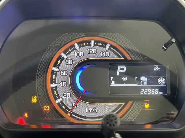 スズキ スペーシア ギア ハイブリッドXZ 愛知県 2019(平31)年 2.3万km 黄Ⅱ 純正ディスプレイ　Ｂｌｕｅｔｏｏｔｈ　ＵＳＢ　シートヒーター　スズキセーフティサポート　衝突軽減　　車線逸脱　リヤパーキングセンサー　プッシュスタート　ＬＥＤオートライト　フォグ　ルーフレール　禁煙車