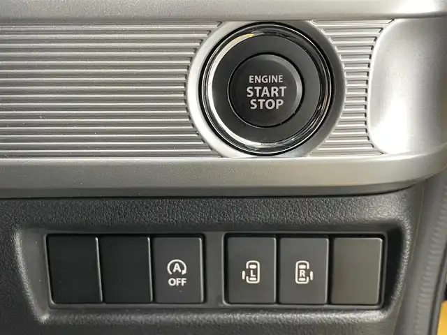 スズキ スペーシア ギア ハイブリッドXZ 愛知県 2019(平31)年 2.3万km 黄Ⅱ 純正ディスプレイ　Ｂｌｕｅｔｏｏｔｈ　ＵＳＢ　シートヒーター　スズキセーフティサポート　衝突軽減　　車線逸脱　リヤパーキングセンサー　プッシュスタート　ＬＥＤオートライト　フォグ　ルーフレール　禁煙車