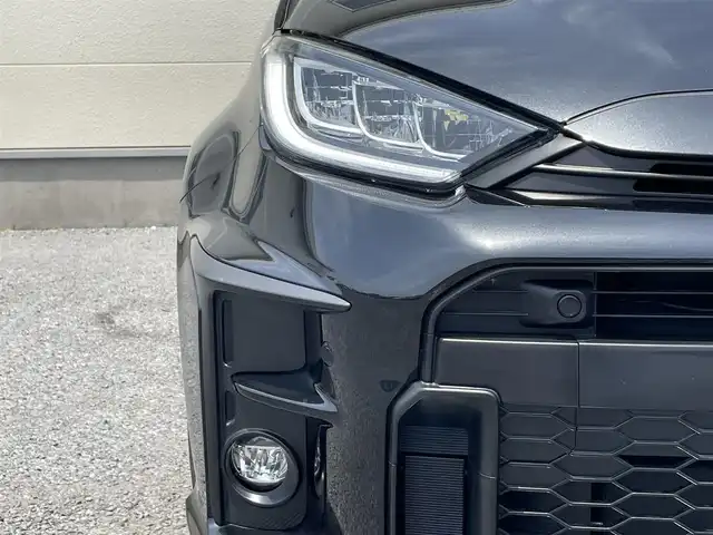 トヨタ ＧＲヤリス RS 茨城県 2020(令2)年 1.7万km プレシャスブラックパール トヨタセーフティーセンス/純正8インチディスプレイオーディオ/(ナビ/Ｂｌｕｅｔｏｏｔｈ/Miracast/USB)/バックカメラ/ＥＴＣ2.0/ドライブレコーダー/レーダークルーズコントロール/純正アルミホイール/パドルシフト/シートヒーター/ステアリングヒーター/ブラインドスポットモニター