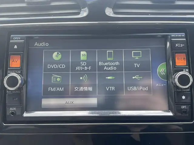日産 セレナ 20G アドバンスドセーフティ 岩手県 2014(平26)年 9.7万km ブリリアントシルバー (株)IDOMが運営する【じしゃロン盛岡店】の自社ローン専用車両になりますこちらは現金またはオートローンご利用時の価格です。自社ローンご希望の方は別途その旨お申付け下さい/純正メモリナビ/AM/FM/CD/DVD/SD/AUX/BT/フルセグTV/全周囲バックカメラ/ETC/エマージェンシーB/レーンキープアシスト/前後コーナーセンサー/両側PWスライドドア/クルーズコントロール/プッシュスタート/スマートキー/スペアキーあり/純正フロアマット/ドアバイザー/レザーシート（ベージュ）