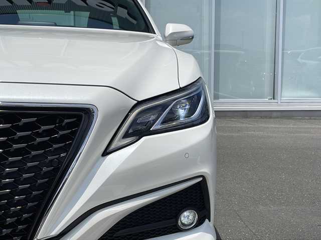 トヨタ クラウン ハイブリッド S エレガンススタイルⅡ 神奈川県 2020(令2)年 2.4万km ホワイトパールクリスタルシャイン 純正ナビ/Bluetooth/フルセグTV/バックカメラ/全方位カメラ/ステアリングスイッチ/ステアリングヒーター/オートクルーズコントロール/衝突軽減装置/レーンキープアシスト/ブラインドスポットモニター/ハーフレザーシート/パワーシート(D席＋N席)/シートヒーター/コーナーセンサー/社外ドライブレコーダー/ETC2.0/純正アルミホイール