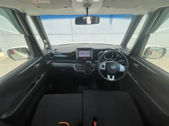 ホンダ Ｎ ＢＯＸ カスタム SSパッケージ 千葉県 2016(平28)年 5.6万km プレミアムホワイトパールⅡ 純正SDナビ(VXM-165VFi)/　フルセグ/BT/DVD/CD/ナビSD未確認/バックカメラ/ステアリングスイッチ/ETC/片側パワースライドドア/HIDヘッドライト/オートライト/フォグライト/純正フロアマット/純正AW